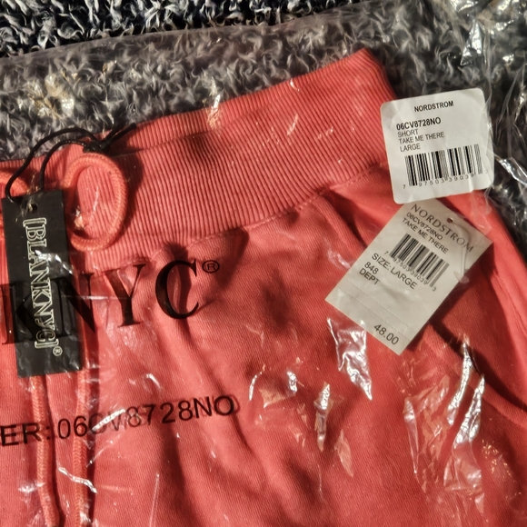 NEW Blank NYC Take Me There Drawstring Shorts w/Pockets size Large in Coral - Picture 8 of 9